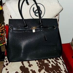 Adrienne Vittadini black handbag with gold hardware, Hermes lookalike.